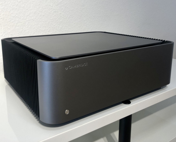 Cambridge Audio Edge W